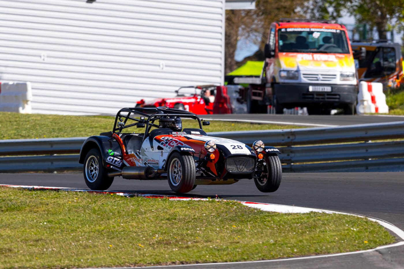 caterham Academy virage