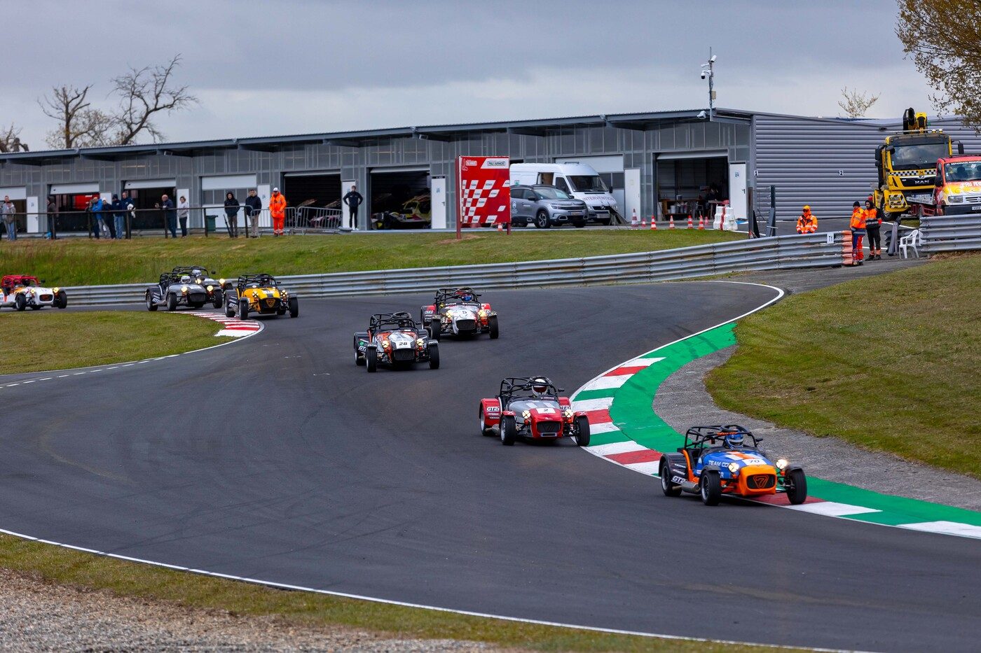caterham Academy sur circuit
